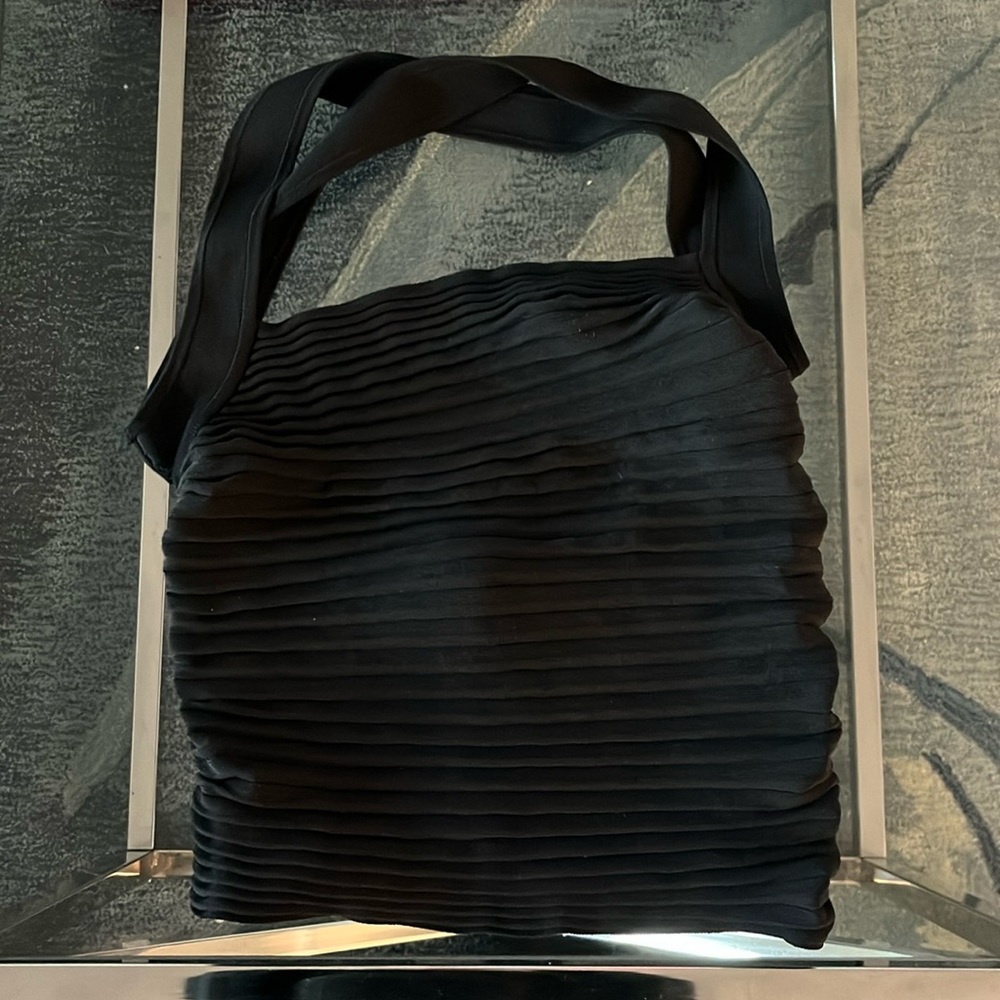 Bebe 75%silk 22% spandex tank top